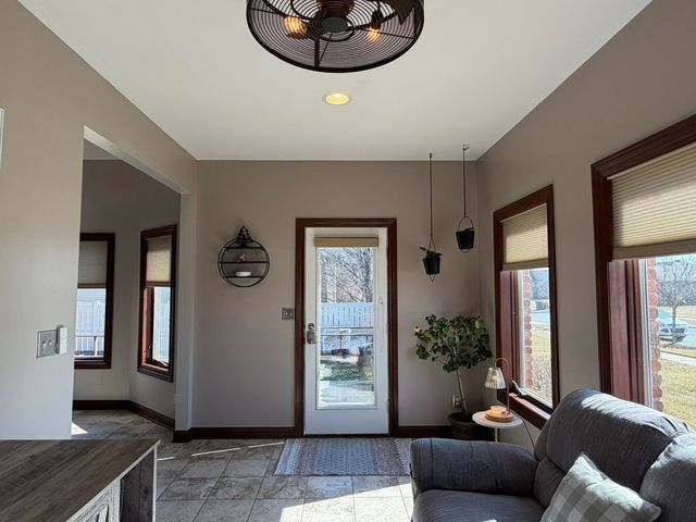 9112 W 96th Place, St. John, IN 46373