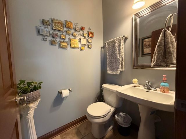 9112 W 96th Place, St. John, IN 46373