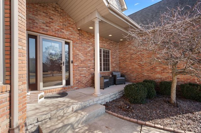 9112 W 96th Place, St. John, IN 46373