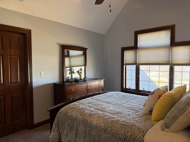 9112 W 96th Place, St. John, IN 46373