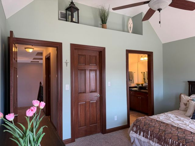 9112 W 96th Place, St. John, IN 46373