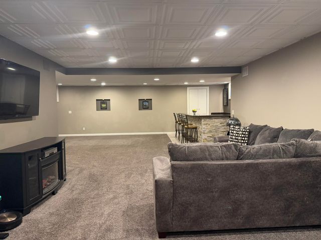 9112 W 96th Place, St. John, IN 46373