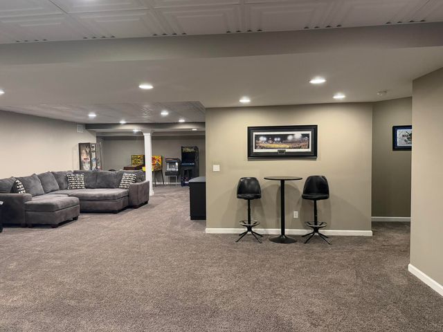 9112 W 96th Place, St. John, IN 46373