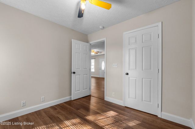 112 Cottage Ct, Bardstown, KY 40004