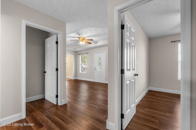 112 Cottage Ct, Bardstown, KY 40004