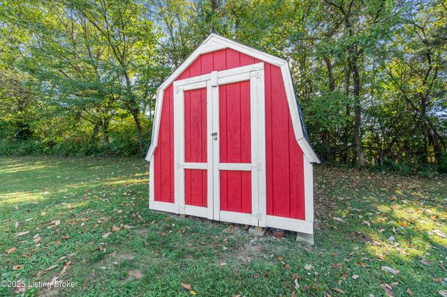 112 Cottage Ct, Bardstown, KY 40004