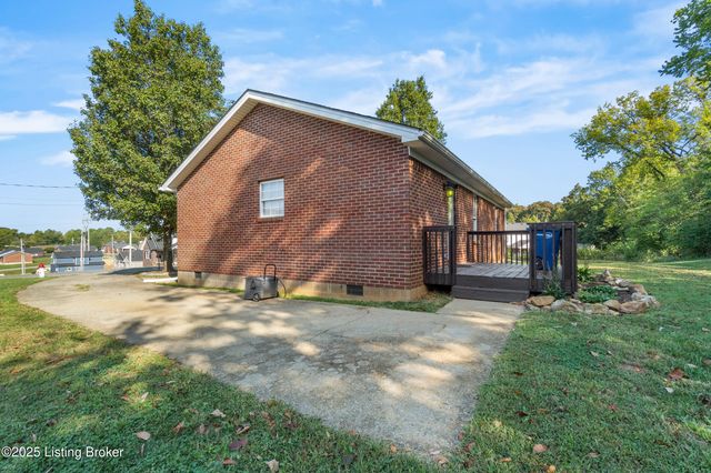 112 Cottage Ct, Bardstown, KY 40004
