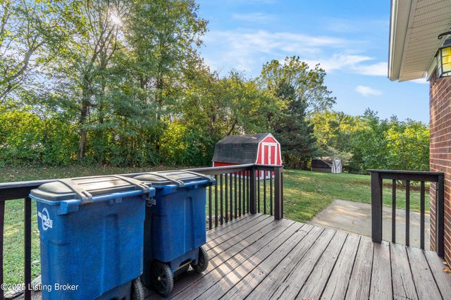 112 Cottage Ct, Bardstown, KY 40004