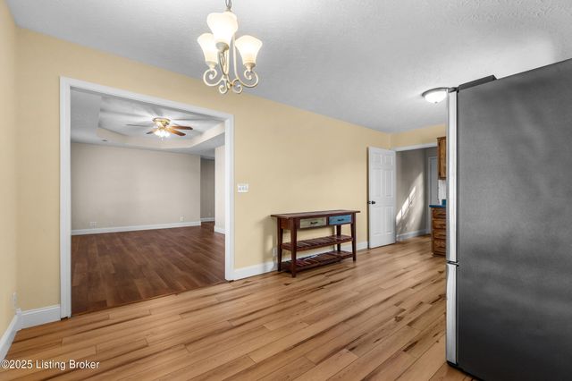 112 Cottage Ct, Bardstown, KY 40004