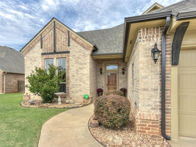 9633 SW 30th Street, Oklahoma City, OK 73179