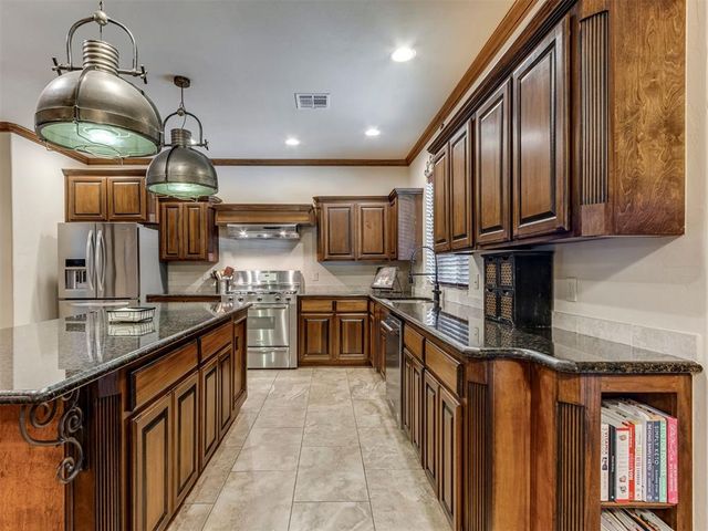 9633 SW 30th Street, Oklahoma City, OK 73179