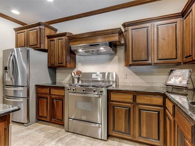 9633 SW 30th Street, Oklahoma City, OK 73179