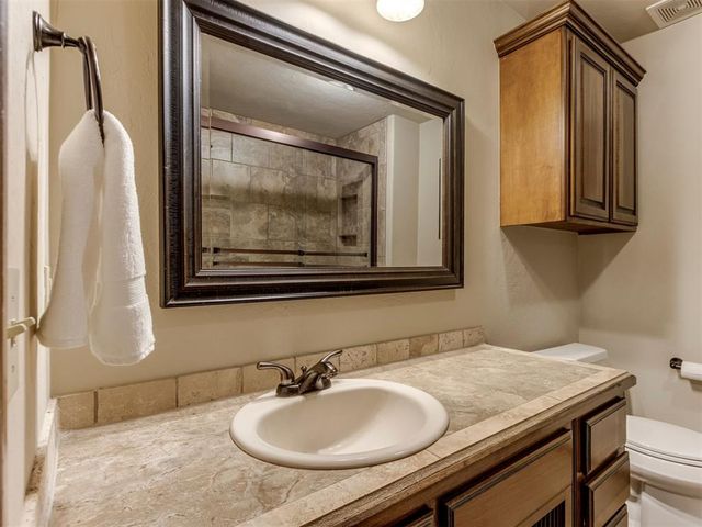 9633 SW 30th Street, Oklahoma City, OK 73179