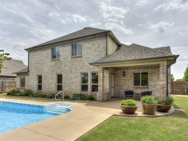 9633 SW 30th Street, Oklahoma City, OK 73179