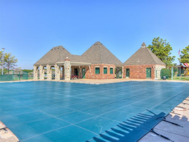 9633 SW 30th Street, Oklahoma City, OK 73179