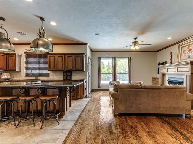 9633 SW 30th Street, Oklahoma City, OK 73179