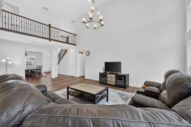 823 Silver Buck Lane, Chesterfield, MO 63005