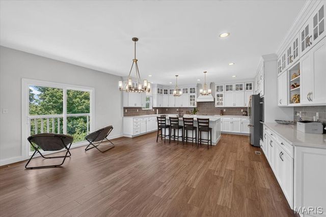 823 Silver Buck Lane, Chesterfield, MO 63005