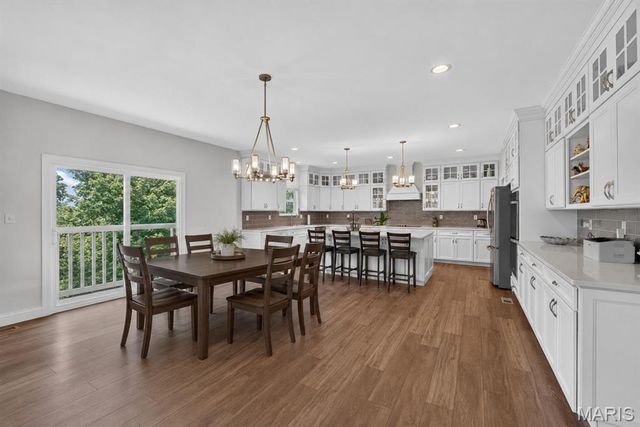 823 Silver Buck Lane, Chesterfield, MO 63005