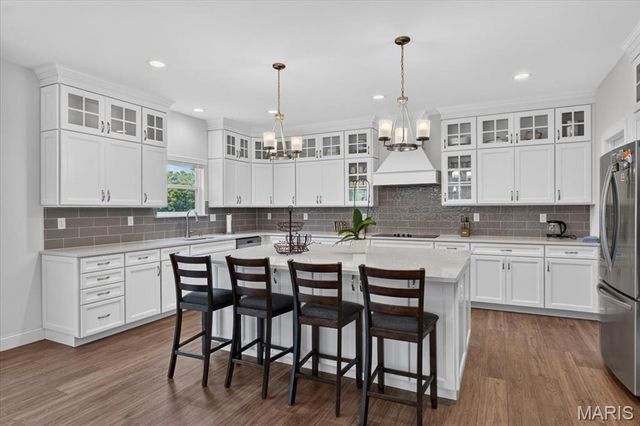 823 Silver Buck Lane, Chesterfield, MO 63005
