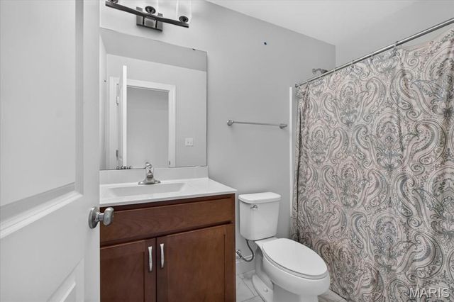 823 Silver Buck Lane, Chesterfield, MO 63005