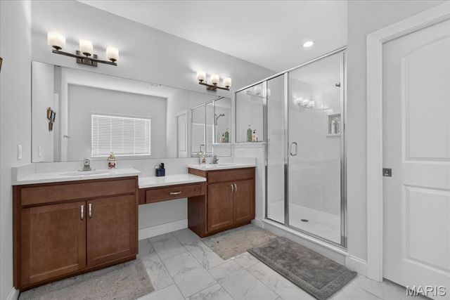 823 Silver Buck Lane, Chesterfield, MO 63005