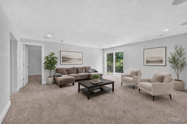 823 Silver Buck Lane, Chesterfield, MO 63005