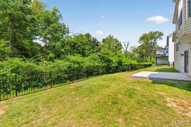 823 Silver Buck Lane, Chesterfield, MO 63005