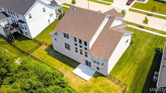 823 Silver Buck Lane, Chesterfield, MO 63005