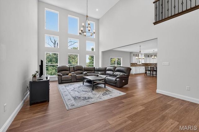823 Silver Buck Lane, Chesterfield, MO 63005