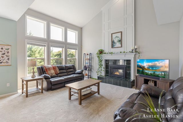 574 Legacy Court Ne, Rockford City, MI 49341