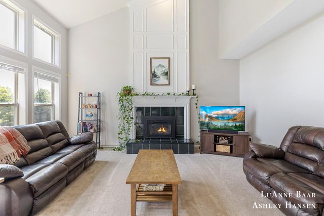 574 Legacy Court Ne, Rockford City, MI 49341