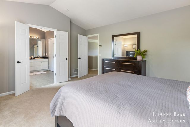 574 Legacy Court Ne, Rockford City, MI 49341