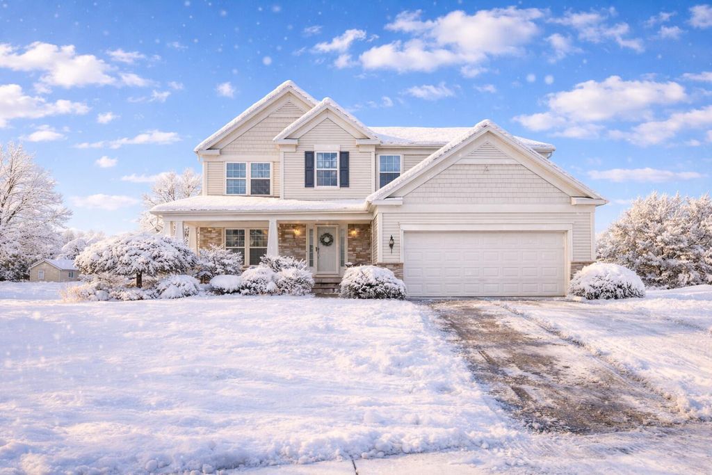 574 Legacy Court Ne, Rockford City, MI 49341