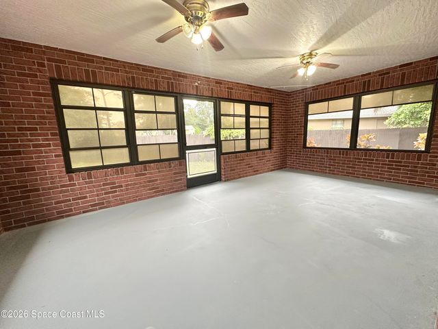 522 Karney Avenue NE, Palm Bay, FL 32907