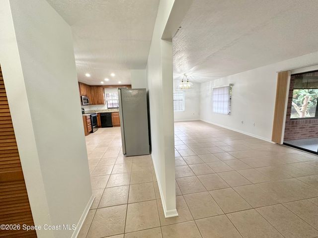 522 Karney Avenue NE, Palm Bay, FL 32907