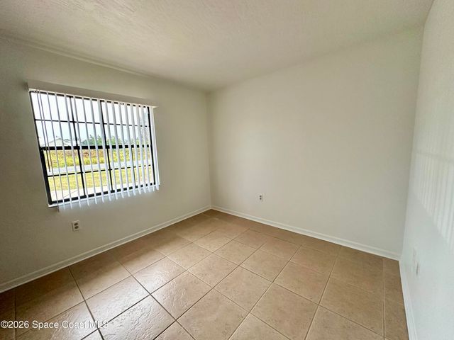 522 Karney Avenue NE, Palm Bay, FL 32907