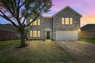 7304 Lake Whitney Drive, Arlington, TX 76002