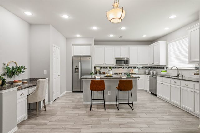 2908 Ellsworth Avenue, Melissa, TX 75454