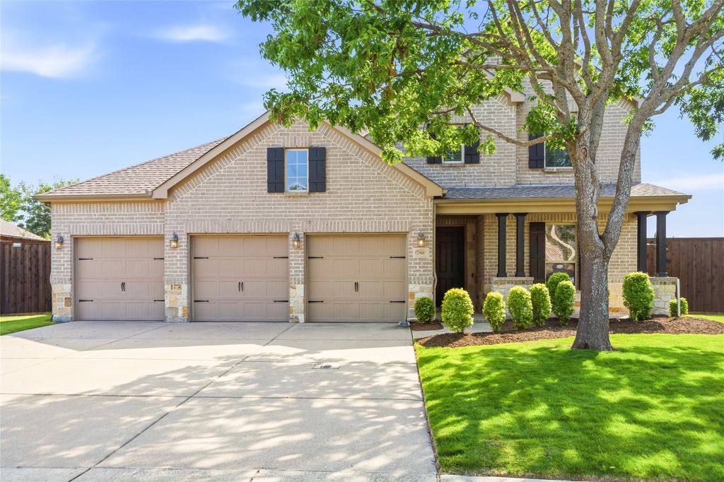 2908 Ellsworth Avenue, Melissa, TX 75454