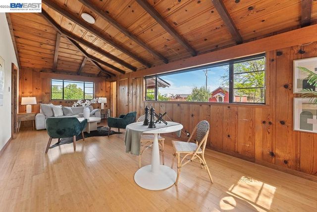 1972 S Livermore Ave, Livermore, CA 94550