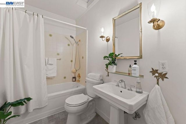 1972 S Livermore Ave, Livermore, CA 94550