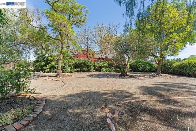 1972 S Livermore Ave, Livermore, CA 94550