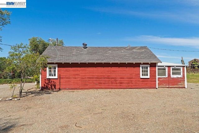 1972 S Livermore Ave, Livermore, CA 94550