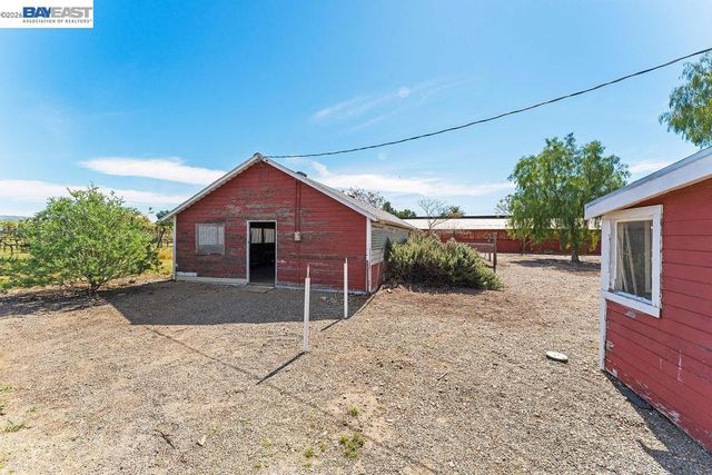 1972 S Livermore Ave, Livermore, CA 94550