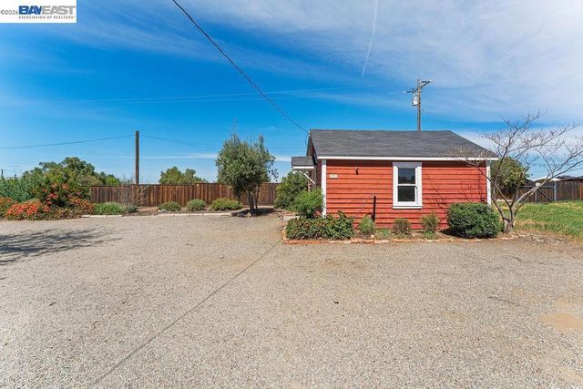 1972 S Livermore Ave, Livermore, CA 94550