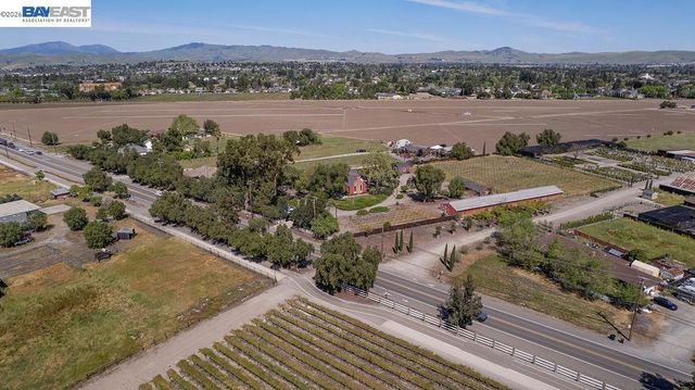 1972 S Livermore Ave, Livermore, CA 94550