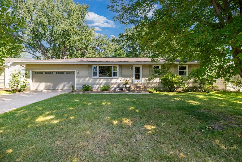 261 1st Avenue SE, New Brighton, MN 55112 — exterior
