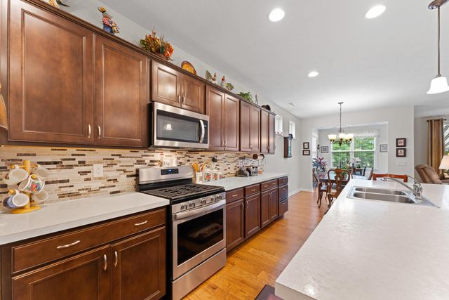 735 Zoar Street, Galena, OH 43021