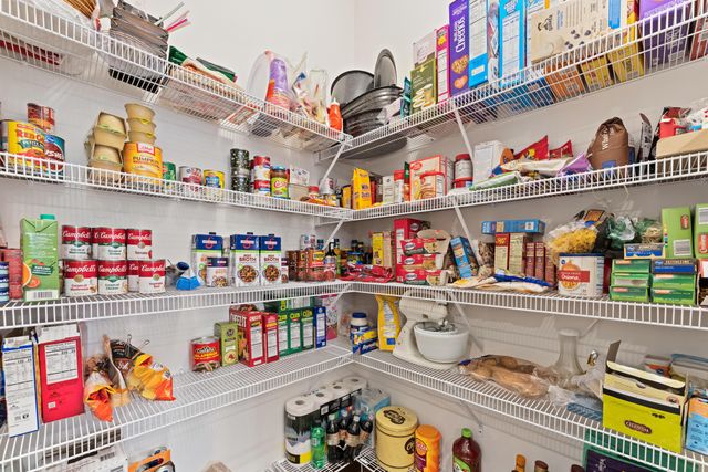 735 Zoar Street, Galena, OH 43021